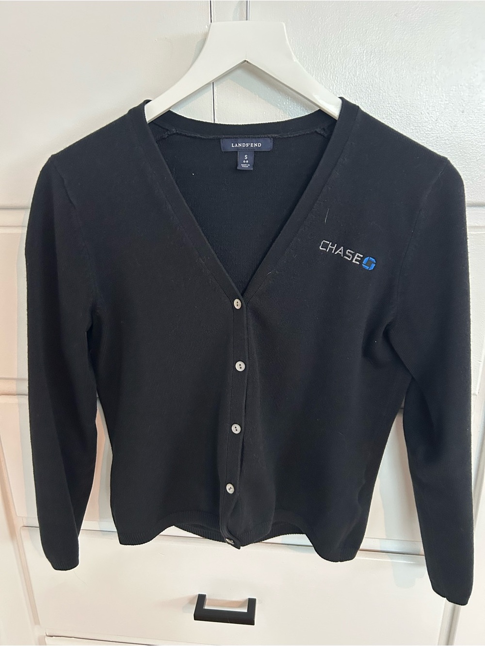 Chase Apparel Lands’ End black v-neck cardigan size small